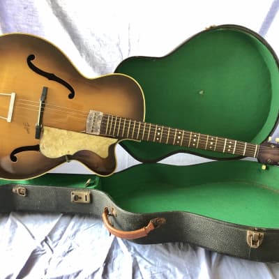 Circa 1957 / Late Fifties Hofner 450 c/w Floating PU Archtop Sunburst GERMANY for sale