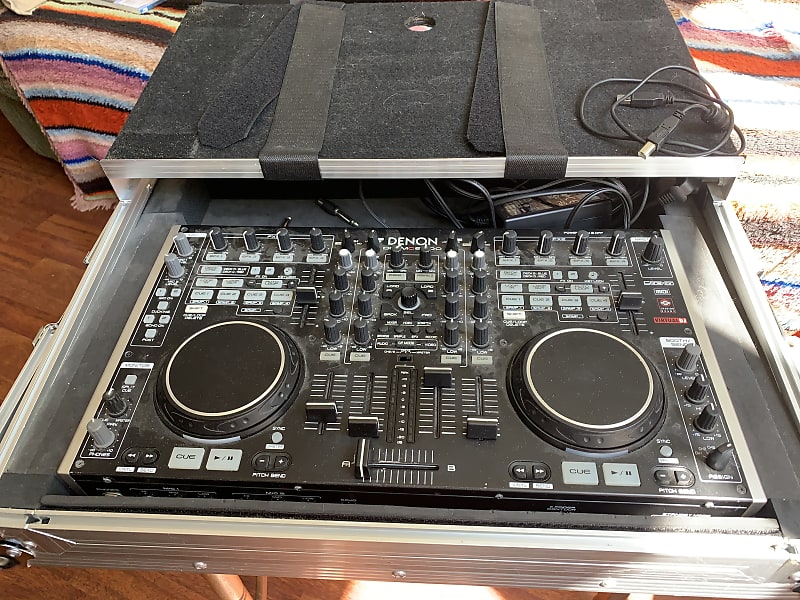 Denon DN-MC6000 DJ Controller + Magma Flight Case | Reverb