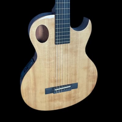 Washburn EACT42S Nylon Acoustic Guitar in Natural image 5