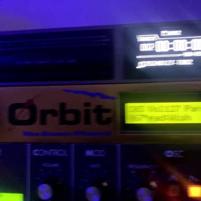 E-MU Systems Orbit 9090 V2 'The Dance Planet' Rackmount 32-Voice Synthesizer 1996 - Yellow