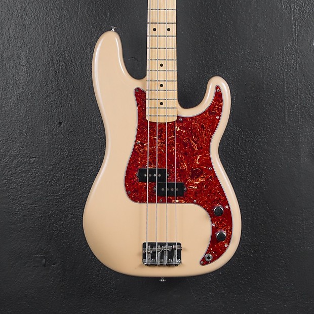 Fender precision cheap bass mexican used