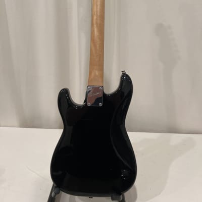 Fender  Squire Mini 3/4 size short scale  Black/white image 4