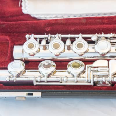 Yamaha YFL-481 II All Silver Intermediate Open-hole Flute *B-foot *Made in Japan *Cleaned& Serviced *New Pads image 4