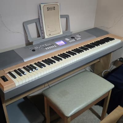 Yamaha DGX-620 Portable Digital Grand Piano