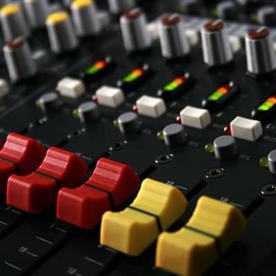Allen & Heath MixWizard WZ4 14:4:2 14-Input 4-Group Mixer Allen & Heath MixWizard WZ4 14:4:2 14-Input 4-Group Mixer