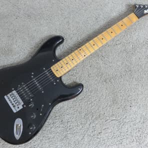 在庫一掃セール売れ筋ランキング Heavy Teisco Mako 1980s Vintage Metal Made Well Black Guitar ギター
