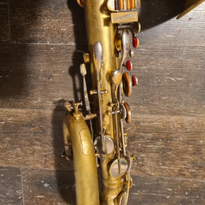 Baritone Big B Aristocrat Gold Saxophone image 9