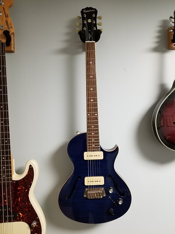 Epiphone Blueshawk Deluxe 2015 - Transparent Blue Flame Maple