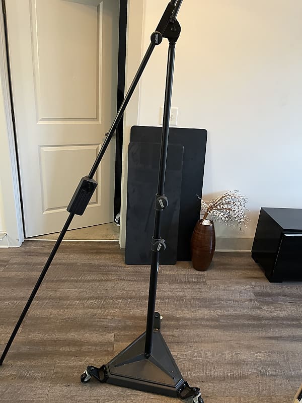 Mic stand On stage On Stage Reverb