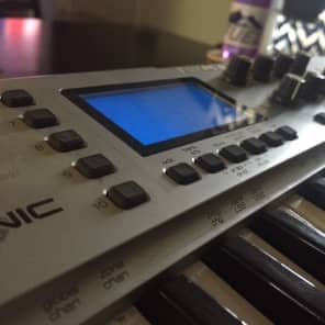 M-Audio Ozonic 37-Key MIDI Controller and 2x2 24-bit/96kHz