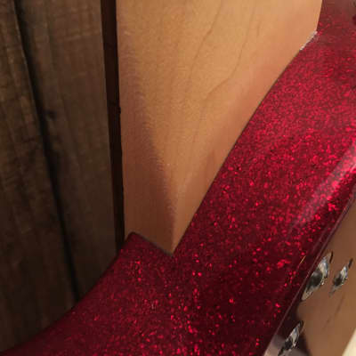 Brownsville Thug Electric Guitar Red Sparkle Bild 7