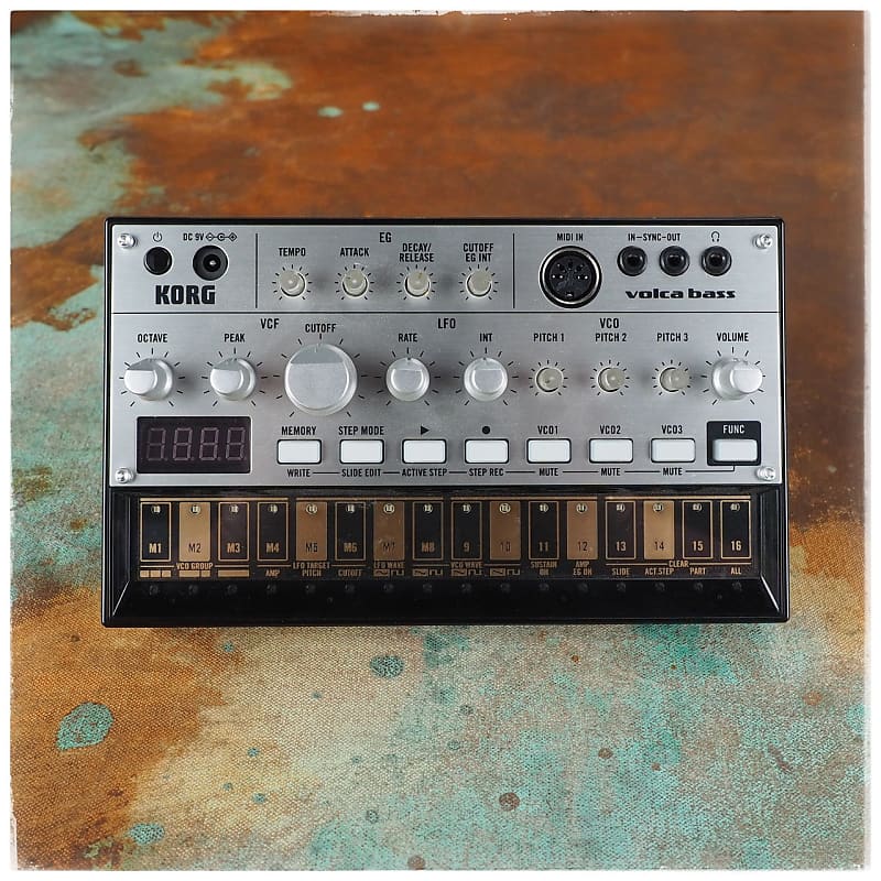 Korg Volca Bass Analog Bass Synth