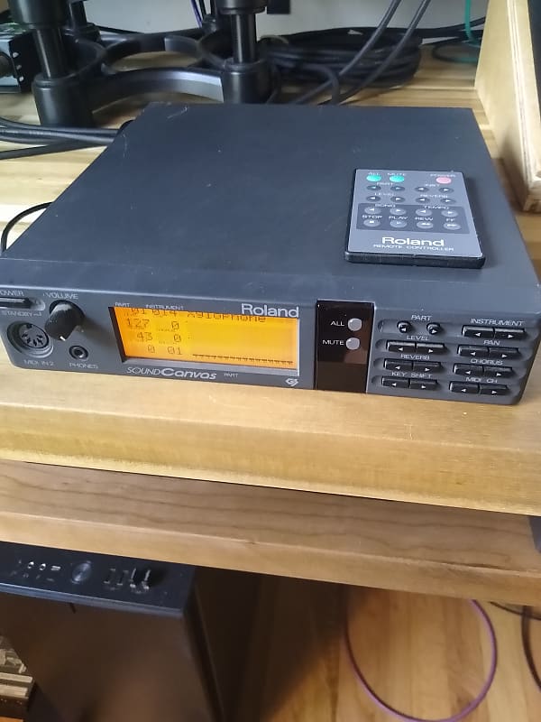 ☆美品 ローランド SC-55 SOUND Canvas 元箱 リモコン付き ☆美品 ローランド SC-55 SOUND Canvas 元箱 リモコン付き