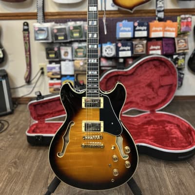 YAMAHA CV820WB Wes borland signature model | Reverb Canada