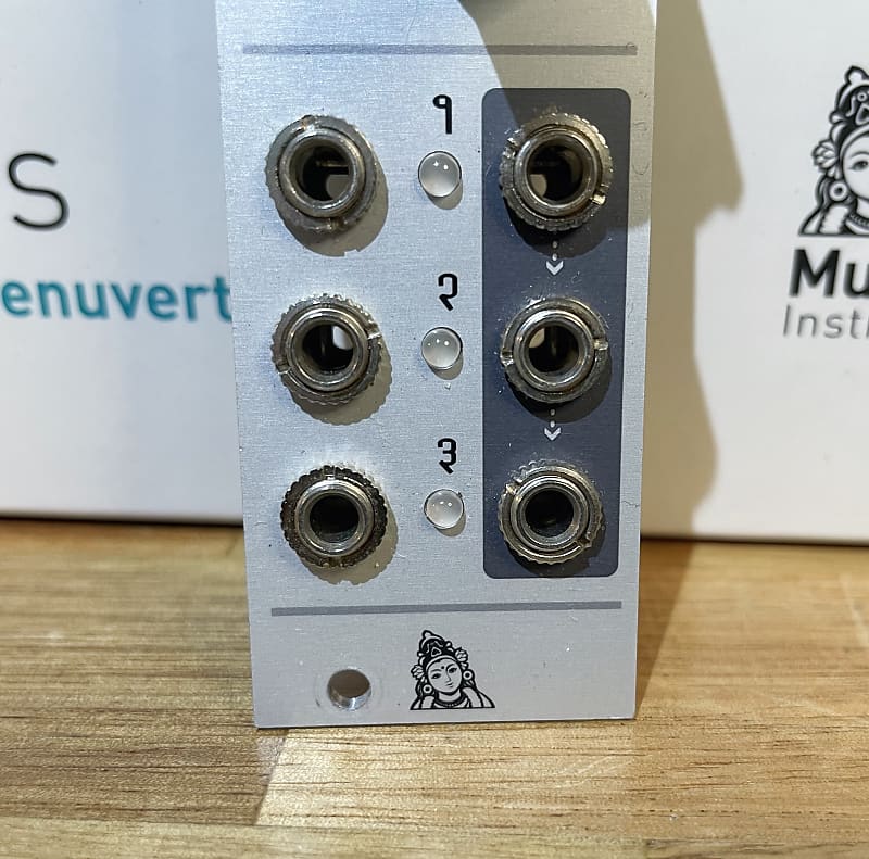 Mutable Instruments Shades Mixer / Attenuverter Eurorack Module