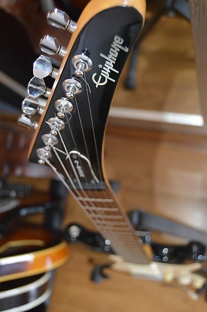 Epiphone S310 リフィニッシュ　90年代前半？ Epiphone S310 リフィニッシュ 90年代前半？ - メルカリ