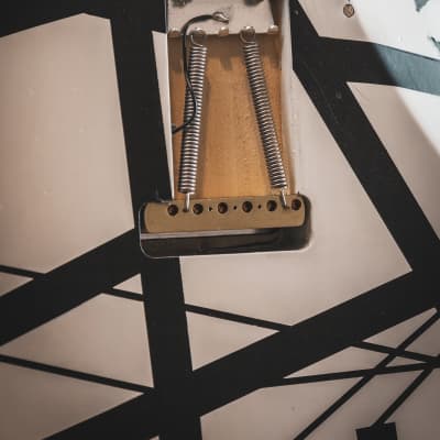 EVH Striped Series '78 Eruption, Maple Fingerboard, White with Black Stripes Relic image 8