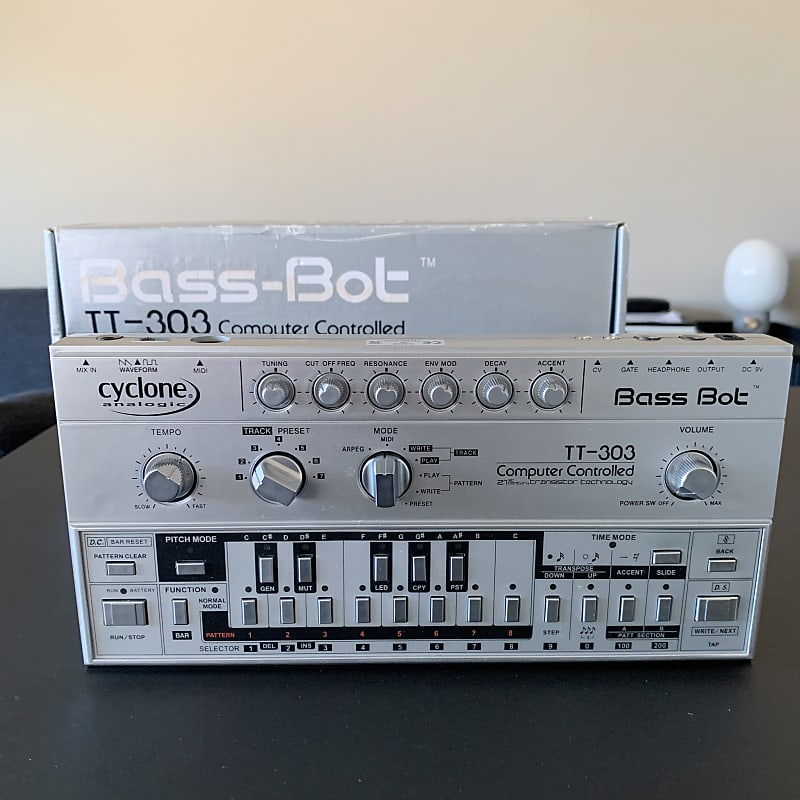 鍵盤楽器 cyclone-analogic Bass Bot TT-303 Cyclone Analogic Bass Bot TT-303 Mk1 - Perfect Circuit