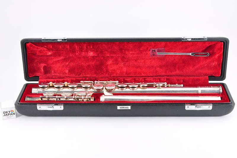 Yamaha YFL-311 Flute Silver Made in Japan w/Hardcase Used From Japan #068468 image 1