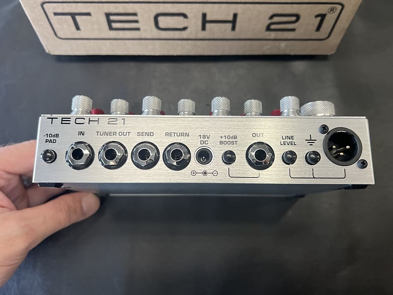 Tech 21 XBDR XB Driver SansAmp bass preamp + DI pedal 2024