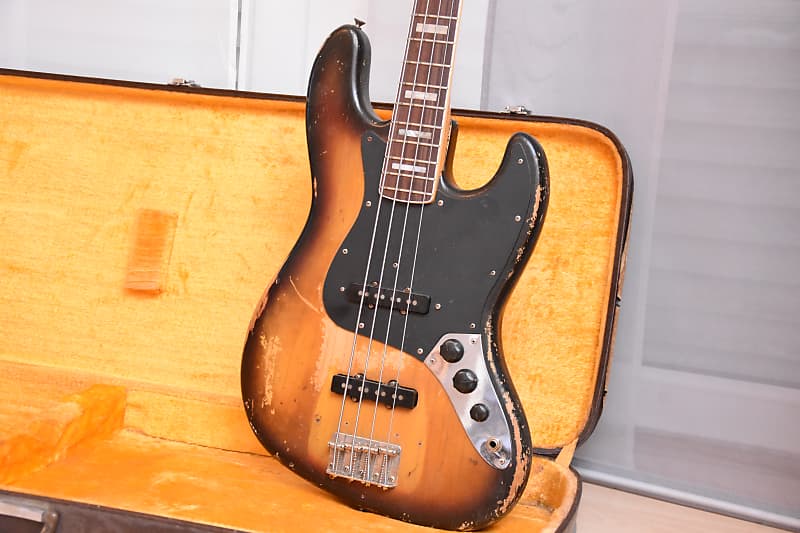 Fender Jazz Bass 1971 Sunburst ALL original w/OHSC
