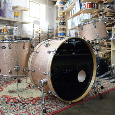 2009 Ludwig 100th Anniversary 3-Piece Classic Maple Champagne Sparkle Drum Kit image 4