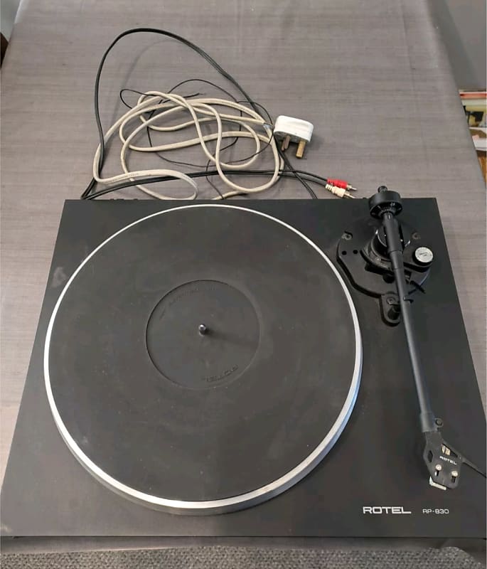 Rotel rp830 mid 1980s - wood metal plastic image 1