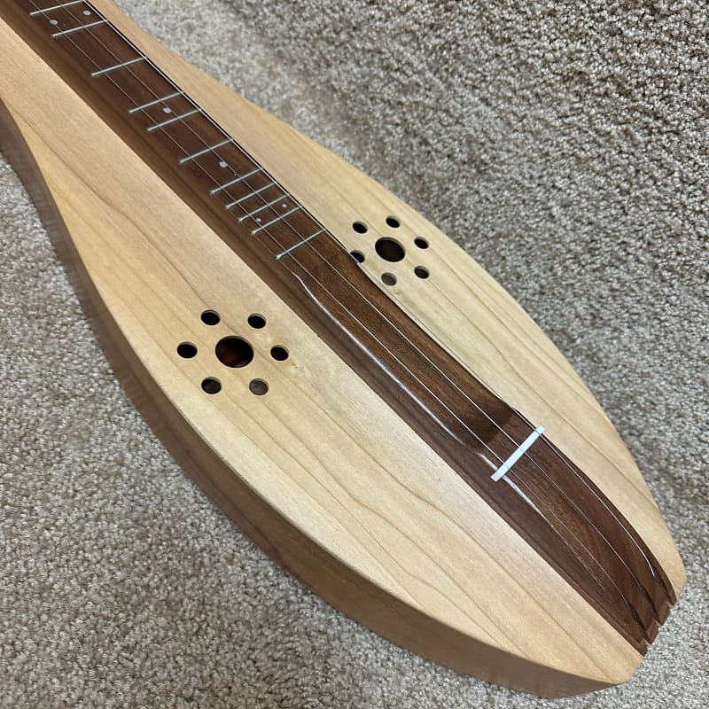マウンテンダルシマー　mountain dulcimar made in ＵＳＡ Amazon.com: Applecreek Mountain Dulcimer : Musical Instruments