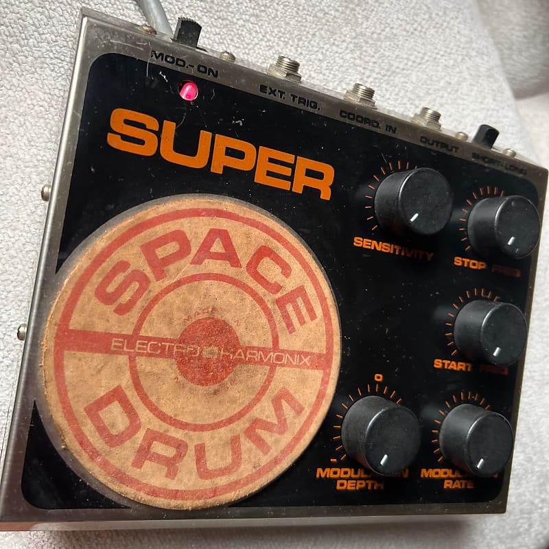 Electro-Harmonix Super Space Drum