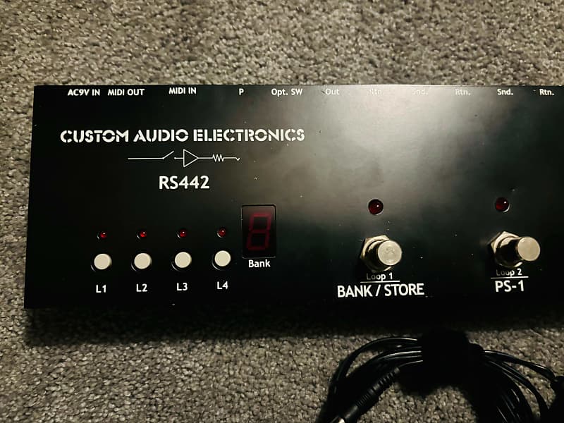 Custom Audio Electronics RS442 - 4 Loop Switcher
