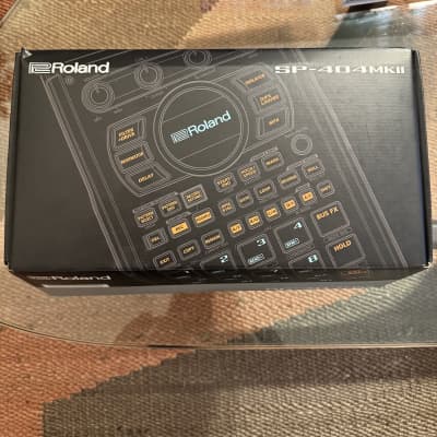 Roland SP-404MKII Linear Wave Sampler - Black image 5