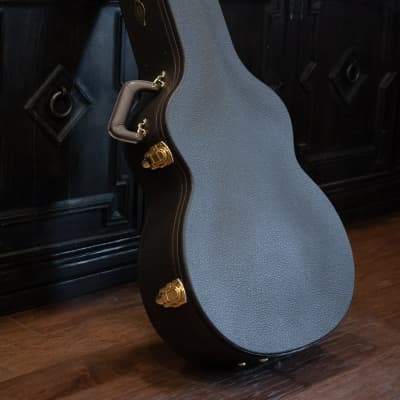 Taylor 324e Grand Auditorium Acoustic/Electric Guitar with Deluxe Hardshell Case - Demo image 23
