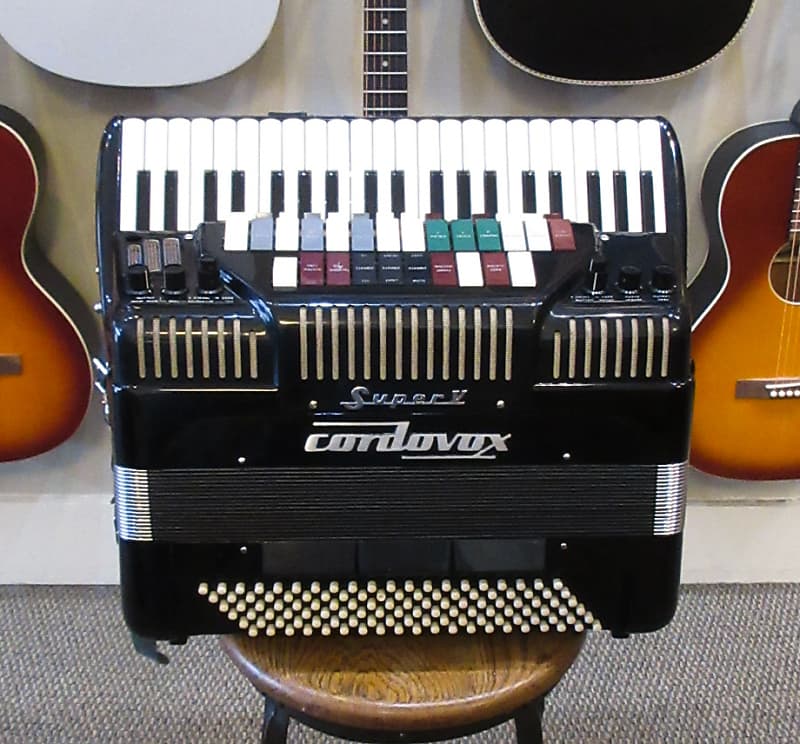 Cordovox CGV Super V Acoustic/Electric Accordion Reverb