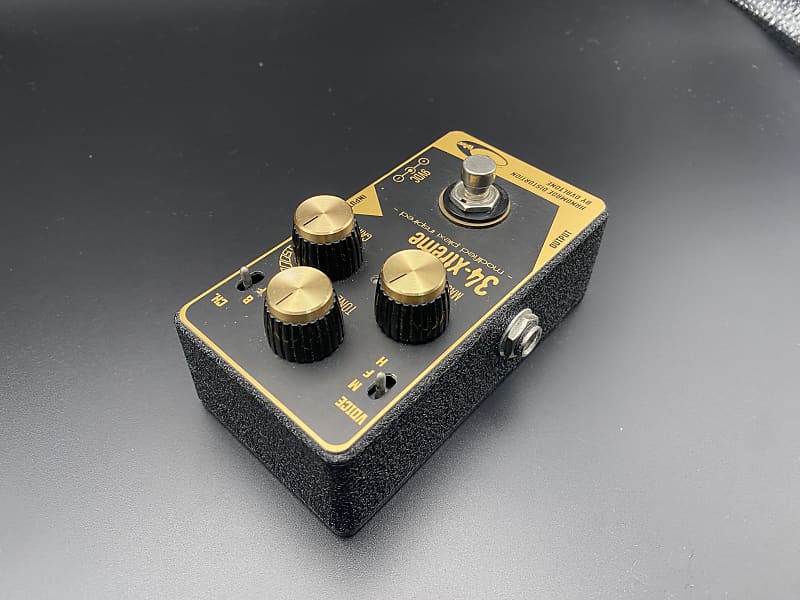 Ovaltone 34-Xtreme Modified plexi inspired Distortion Effect Pedal Made in  Japan