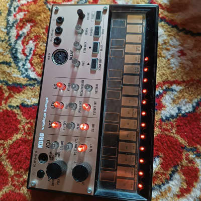 Korg Volca Keys Analog Loop Synthesizer 2013 - Present - Gold/Black