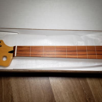Neck for Fender Standard Series Jazz Bass - Fretless - Pau Ferro Fingerboard, MIM made in Mexico image 2