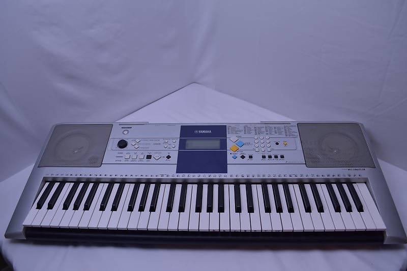 Yamaha PSR-E323 Portable Keyboard | Reverb Yamaha PSR-E323 Portable Keyboard | Reverb