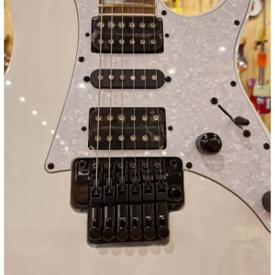 Ibanez RG350DXZ WH | Reverb