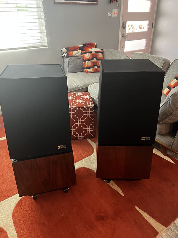 ESS Heil-air-motion-transformer amt 1c 1980-1982 - Walnut  			