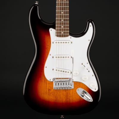 Squier Affinity Series Stratocaster, Laurel Fingerboard, White Pickguard in 3-Color Sunburst for sale