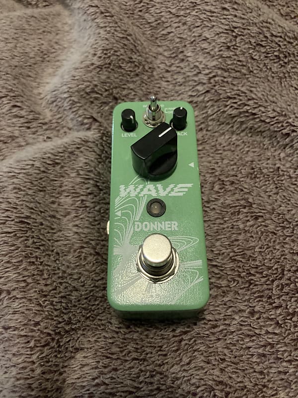 Donner Wave Delay Pedal 2022 Green