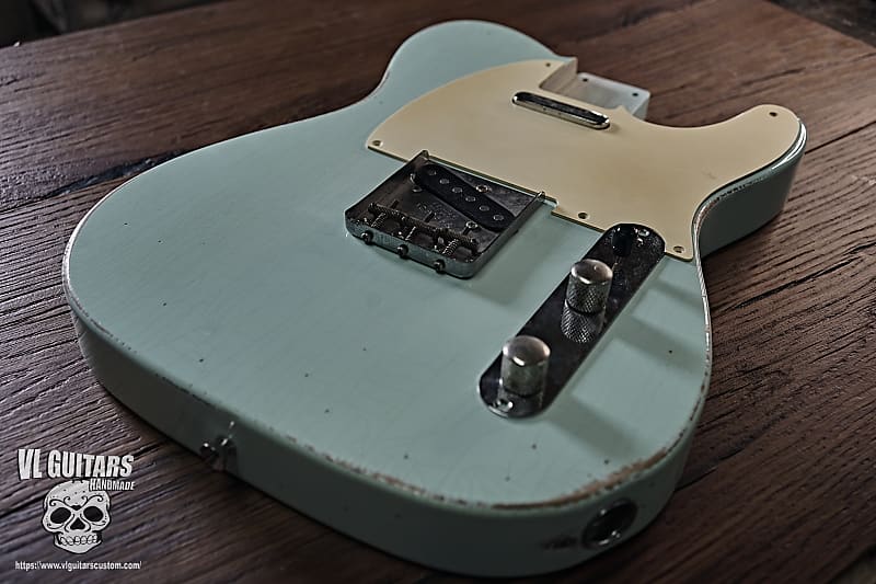 Telecaster Sonic Blue Relic Body crackle (Custom Finish