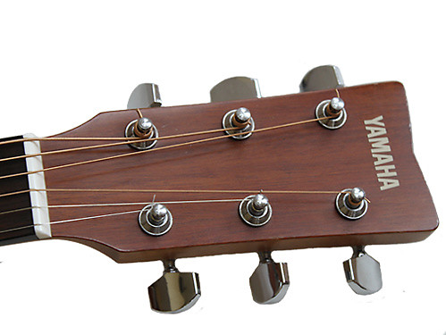Yamaha F36P Acoustic Guitar Pkg - Gig Bag, Tuner, Strap