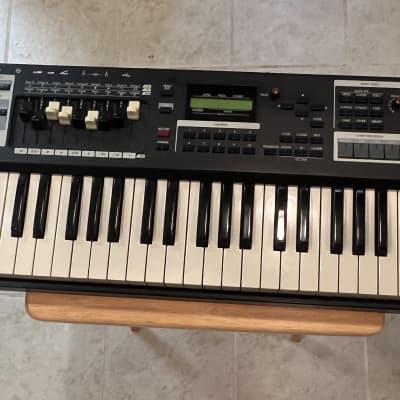Hammond SK1-73  Black *PLUS a black Gator soft gig bag included.