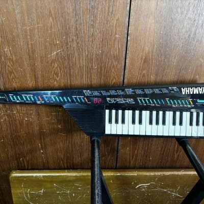 ヤマハ SHS-10 R Yamaha SHS-10 Digital Shoulder Key MIDI Synthesizer Keytar