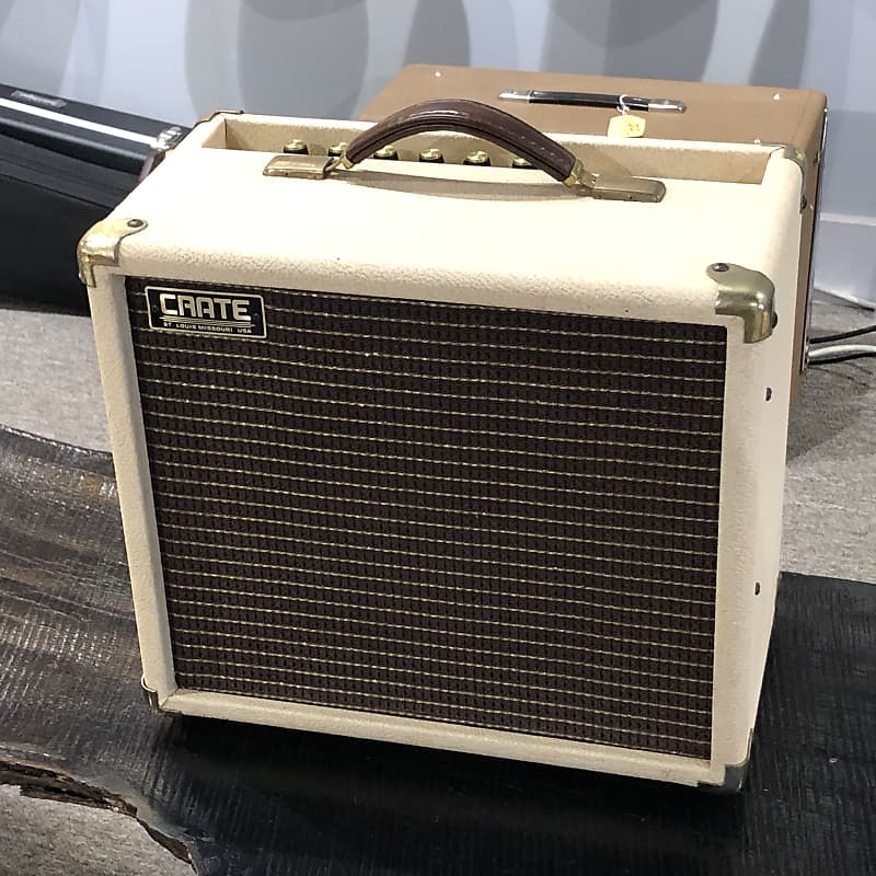 Crate Vintage Club 20 All Tube USA 20W combo in Blonde Reverb