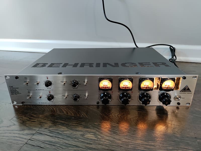 Behringer Ultragain ベリンガー　T1953 Behringer TUBE ULTRAGAIN T1953 - Microphone/Line T1953 B&H Photo