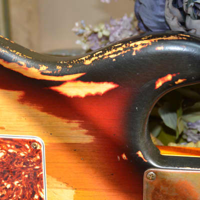 American Fender Stratocaster Sunburst Relic Noiseless Pickups image 9