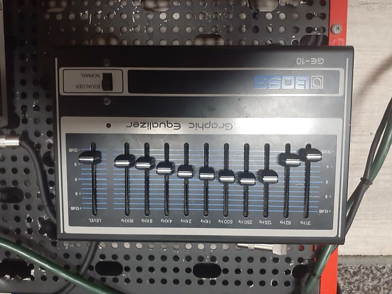 BOSS GE-10 グラフィックイコライザー