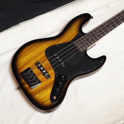 MICHAEL KELLY Element 4-string electric BASS guitar NEW w/ Hard Case - Zebra Burst image 3